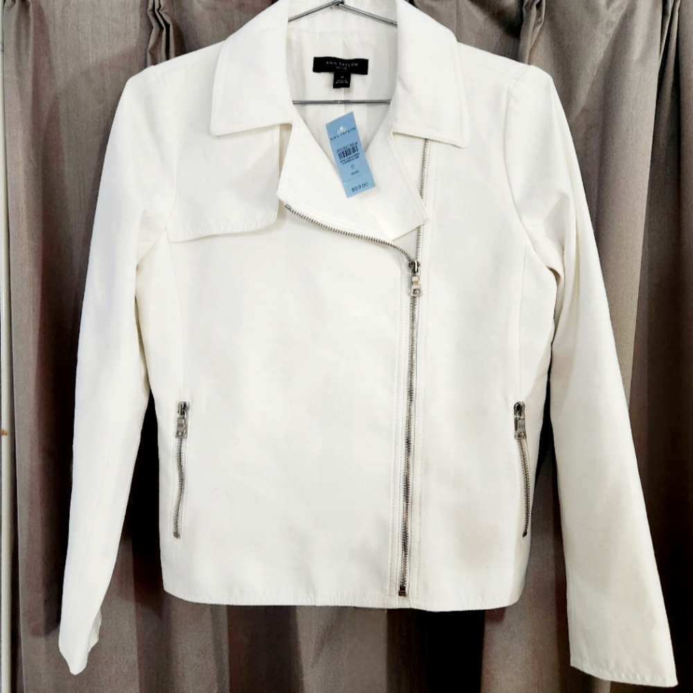 Size 0p Anne Taylor Linen Moto